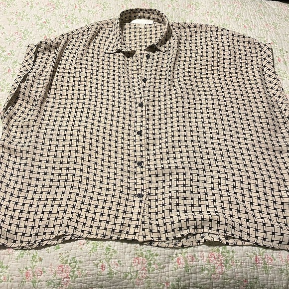 Lumiere Tops - DONATING JULY 28 Boxy blouse